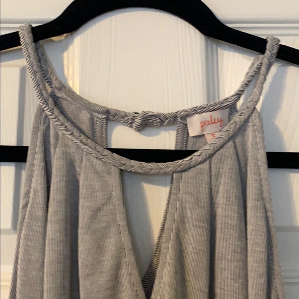 Top - Picture 2 of 4